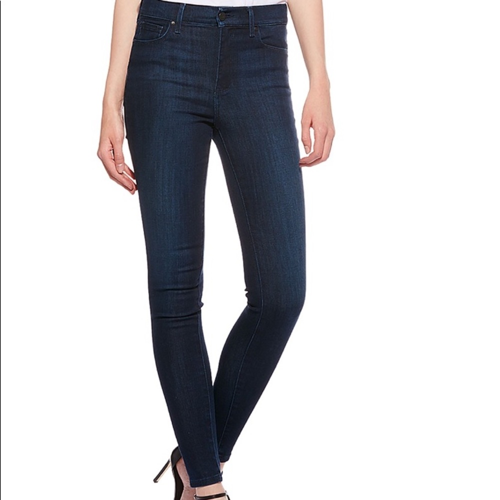 Super cute n comfortable brand new - Picture 2 of 6